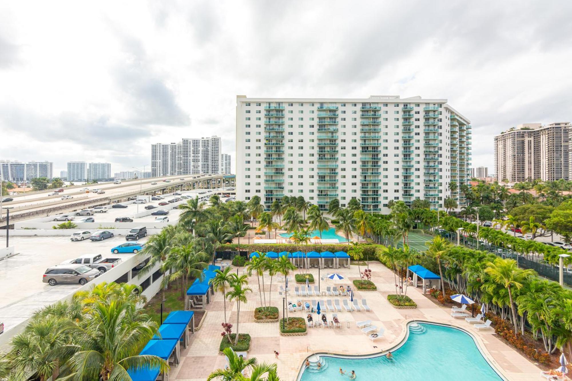 Ocean Reserve Sunny Isles Beach Eksteriør bilde